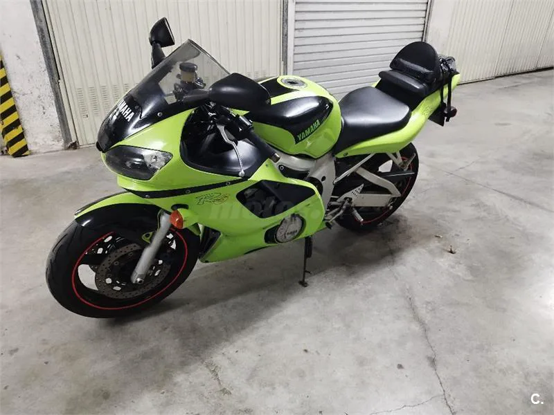 Yamaha R6 – Vista 3