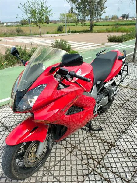 Honda VFR 800 – Vista 5