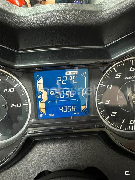 Yamaha XMAX 300 – Vista 12