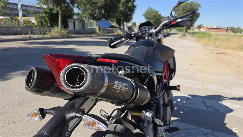 Aprilia Dorsoduro 900 5550 € 2018 Madrid - 1
