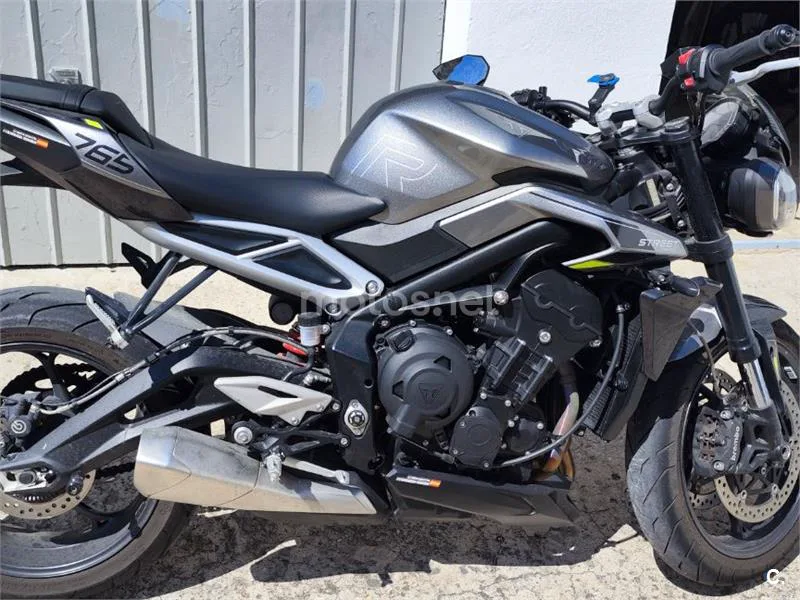 Triumph Street Triple 765 – Vista 3