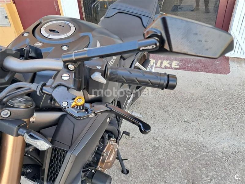 Honda CB 650 R – Vista 11