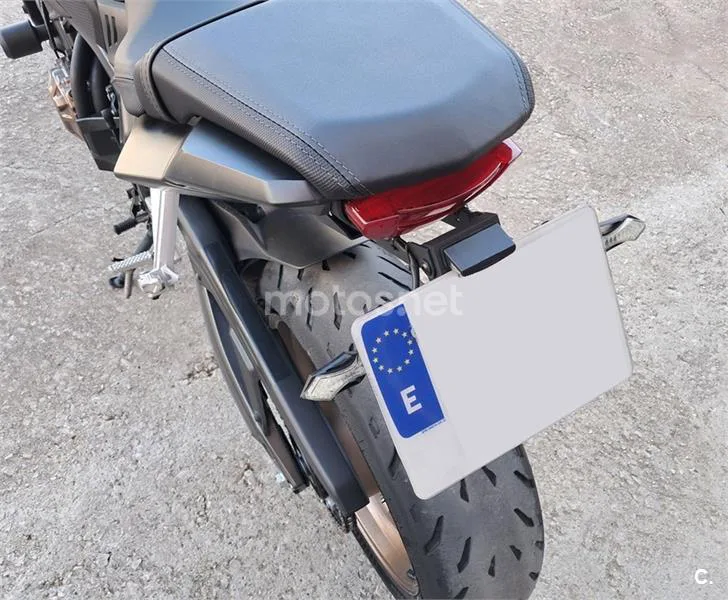 Honda CB 650 R – Vista 14