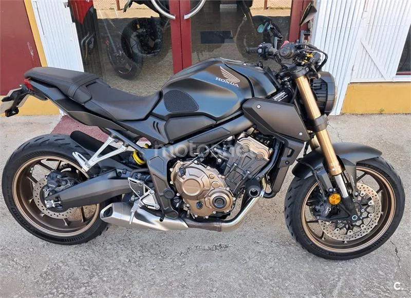 Honda CB 650 R – Vista 3