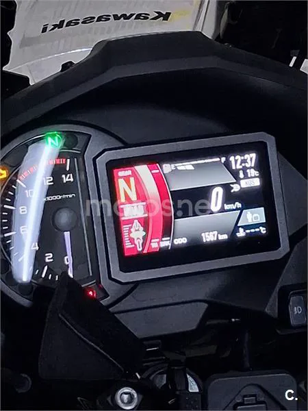 Kawasaki Versys 1100 – Vista 3