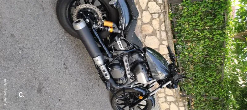 Yamaha XV 950 R – Vista 1