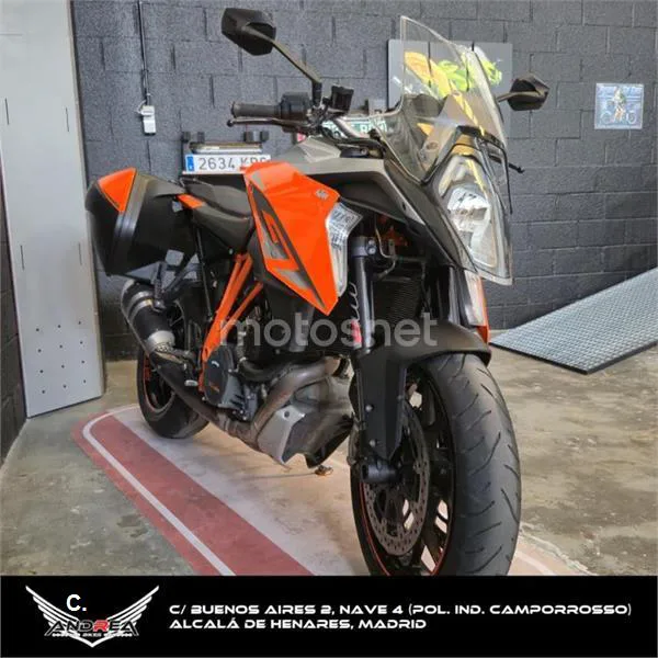KTM 1290 Super Duke GT – Vista 4