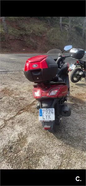 Kymco Super Dink 125 – Vista 3