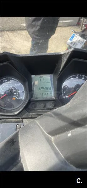 Kymco Super Dink 125 – Vista 5