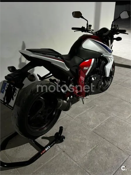 Honda CB 1000R – Vista 2