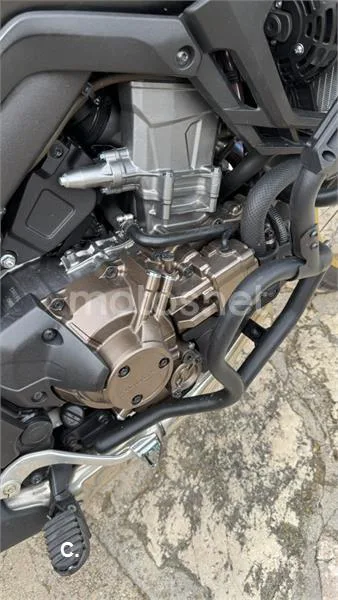 Honda CRF 1000L Africa Twin – Vista 7