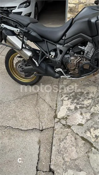 Honda CRF 1000L Africa Twin – Vista 9