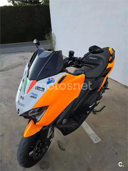 Yamaha TMAX 560 – Vista 2