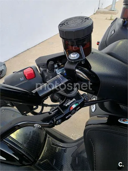 Yamaha TMAX 560 – Vista 8