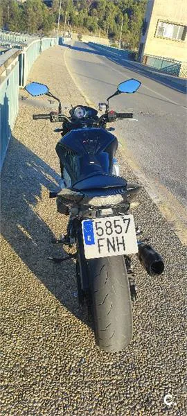 Kawasaki Z750 – Vista 3