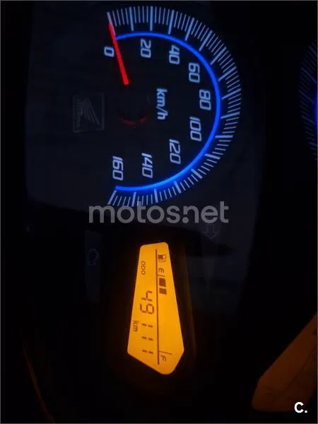 Honda PCX 125 – Vista 3