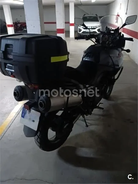 Suzuki V-Strom 1000 – Vista 11