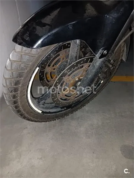 Suzuki V-Strom 1000 – Vista 9