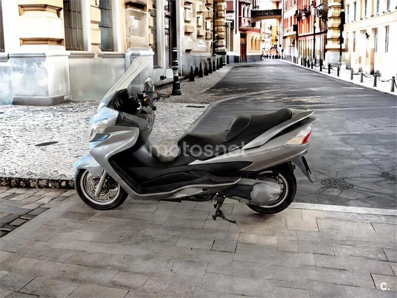 Suzuki Burgman 400 – Vista 7