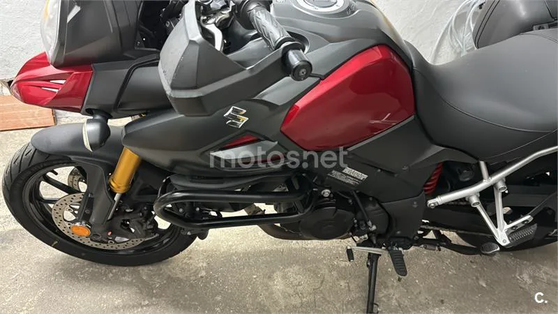 Suzuki V-Strom 1000 – Vista 11