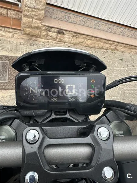 Honda CB 650 R – Vista 3