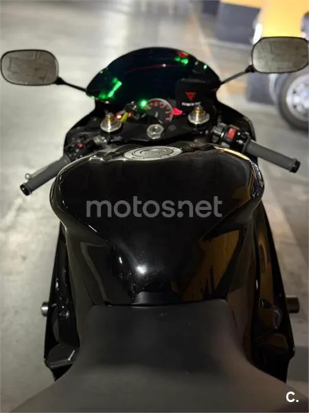Yamaha R6 – Vista 11