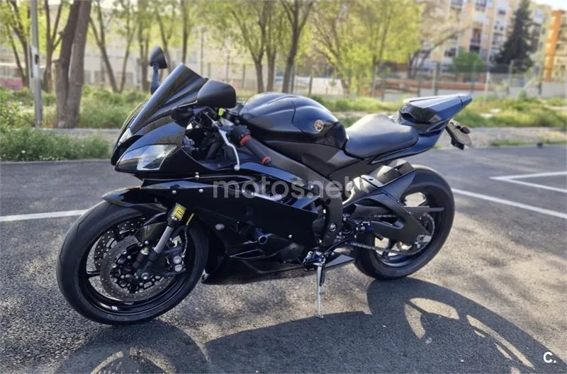 Yamaha R6 – Vista 3
