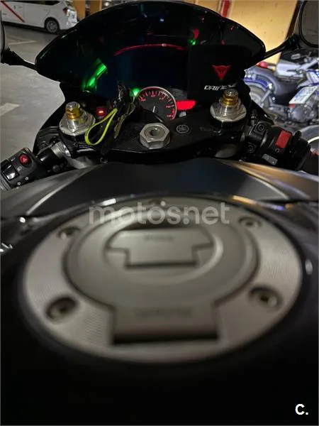 Yamaha R6 – Vista 5