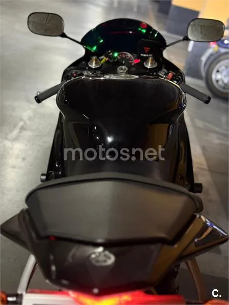 Yamaha R6 – Vista 6