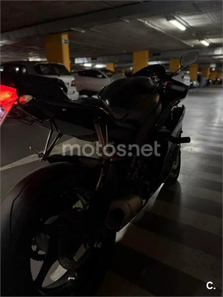 Yamaha R6 – Vista 8