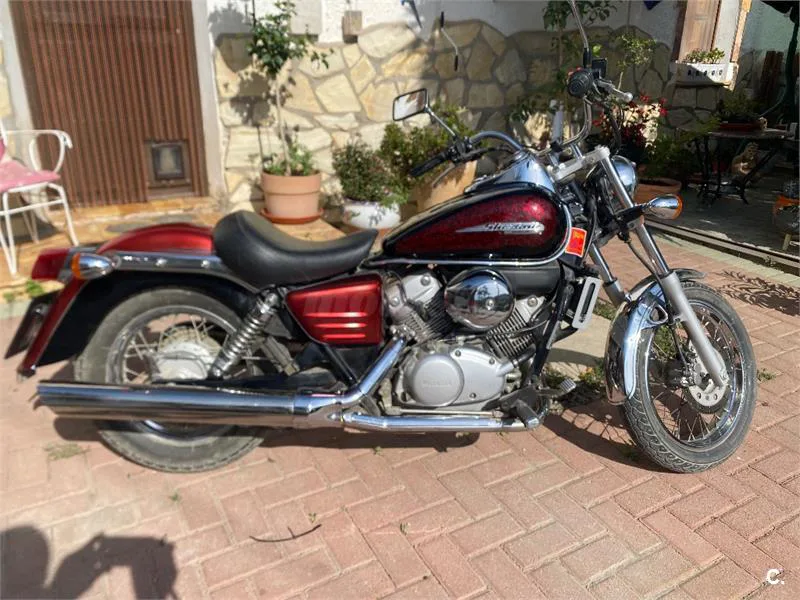 Honda VT 125 C Shadow – Vista 5