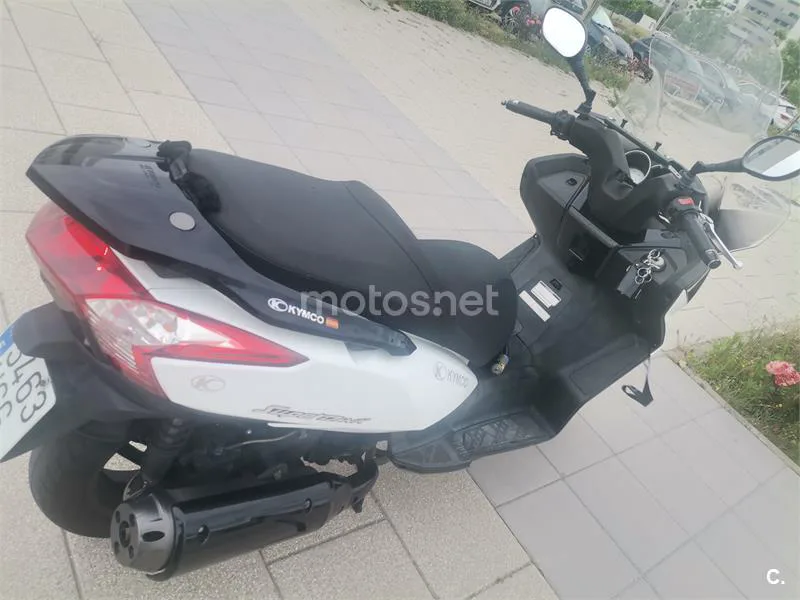Kymco Super Dink 125 – Vista 10