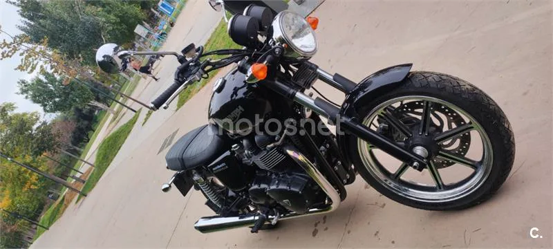Triumph Bonneville 900 – Vista 5