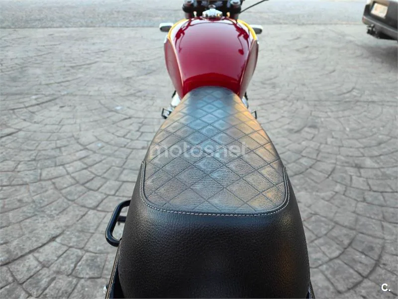 Royal Enfield Interceptor 650 – Vista 9