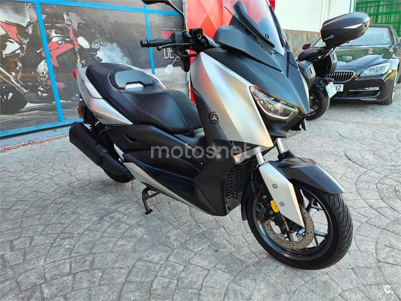 Yamaha XMAX 300 – Vista 3