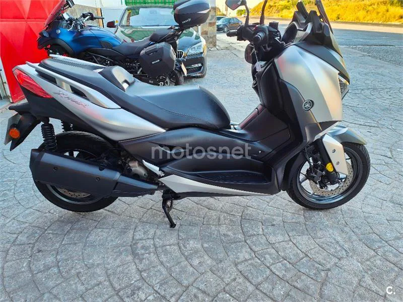 Yamaha XMAX 300 – Vista 4