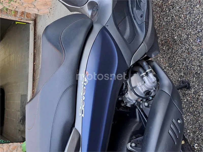Piaggio Beverly 300 – Vista 2