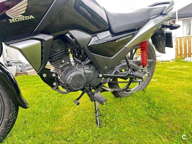 Honda CB 125 – Vista 2