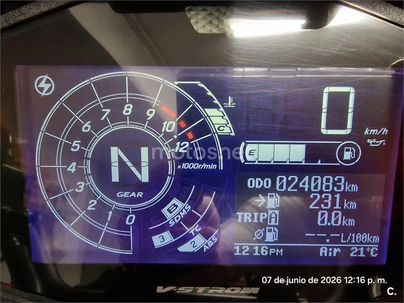 Suzuki V-Strom 1050 – Vista 9