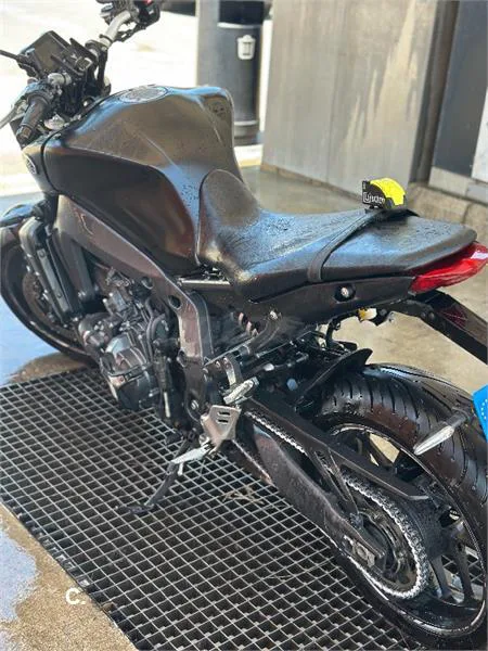 Yamaha MT-09 – Vista 5