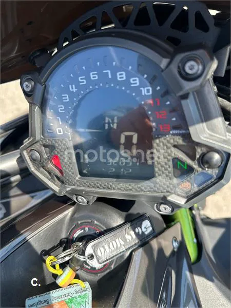 Kawasaki Z900 – Vista 2