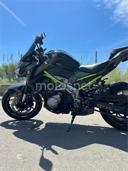 Kawasaki Z900 – Vista 3