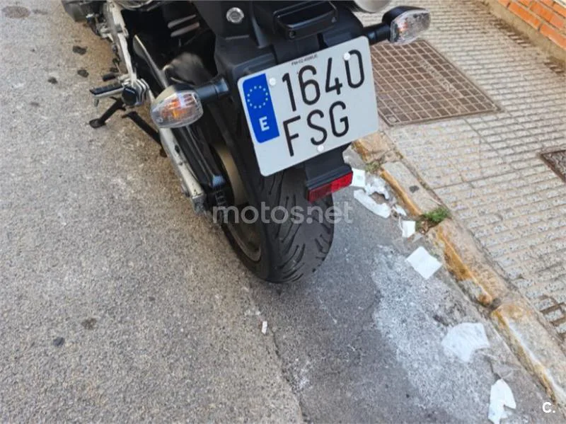 Honda CB600F Hornet - Vista 5
