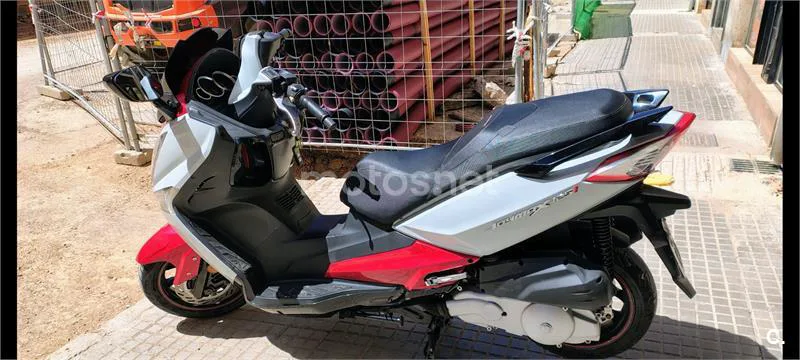 SYM Joymax 125 - Vista 3