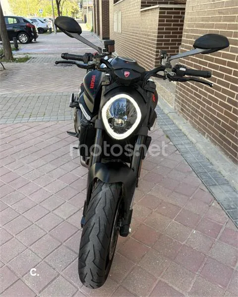 Ducati Monster – Vista 4
