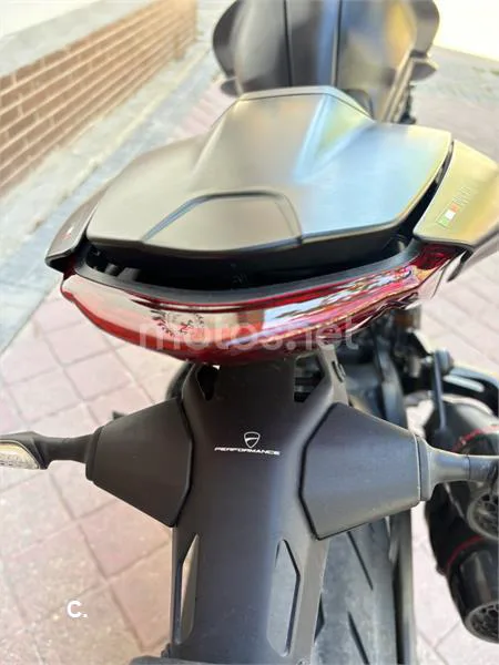 Ducati Monster – Vista 6