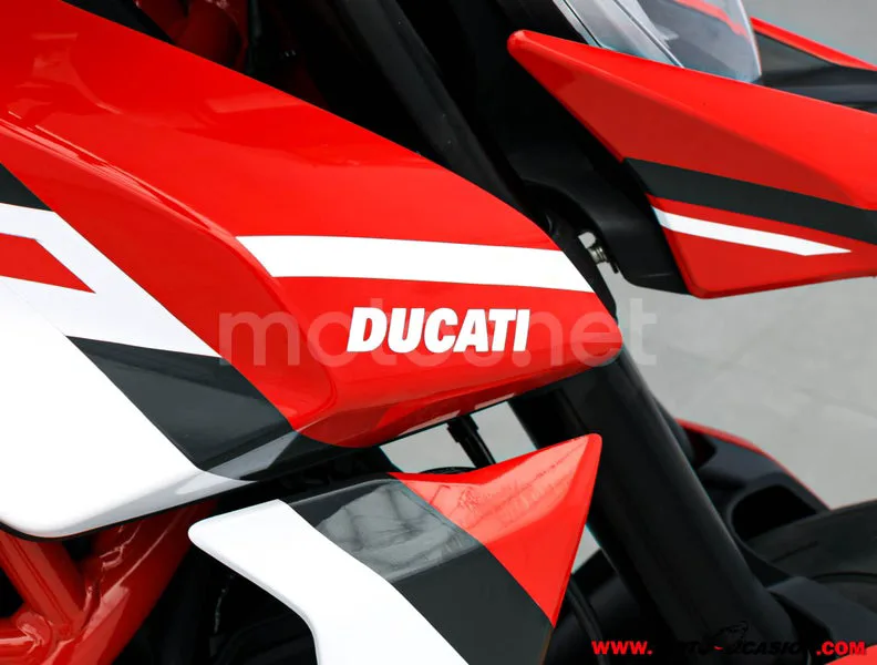 Ducati Hypermotard – Vista 9