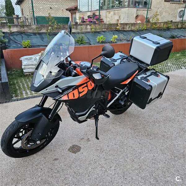 KTM 1050 Adventure – Vista 2