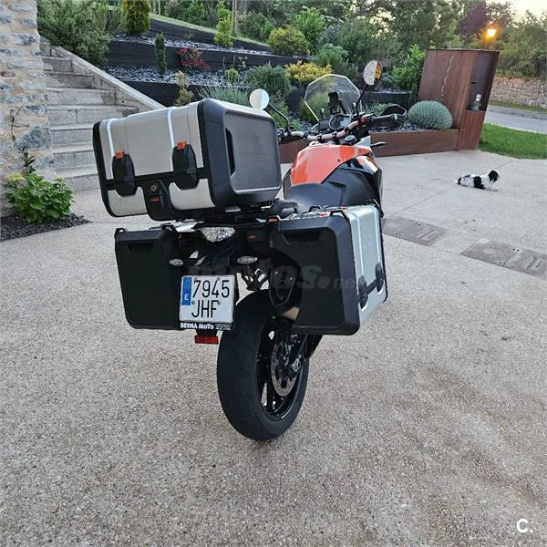 KTM 1050 Adventure – Vista 3