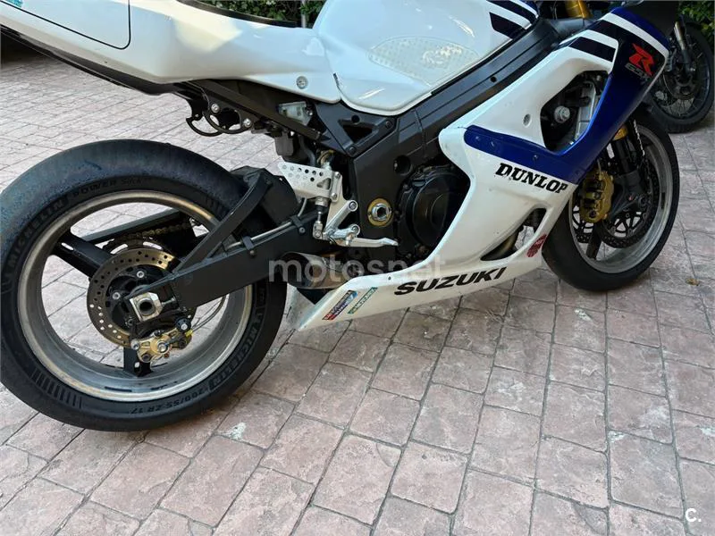 Suzuki GSX-R1000 – Vista 5